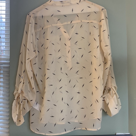 Peach see through blouse - Picture 2 of 8